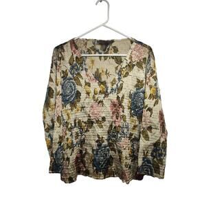 Pleats Women's Shirt Size Large